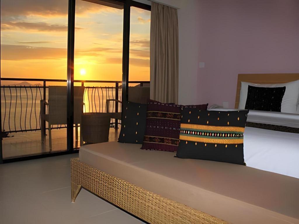 Laprima Hotel Flores Labuan Bajo Esterno foto