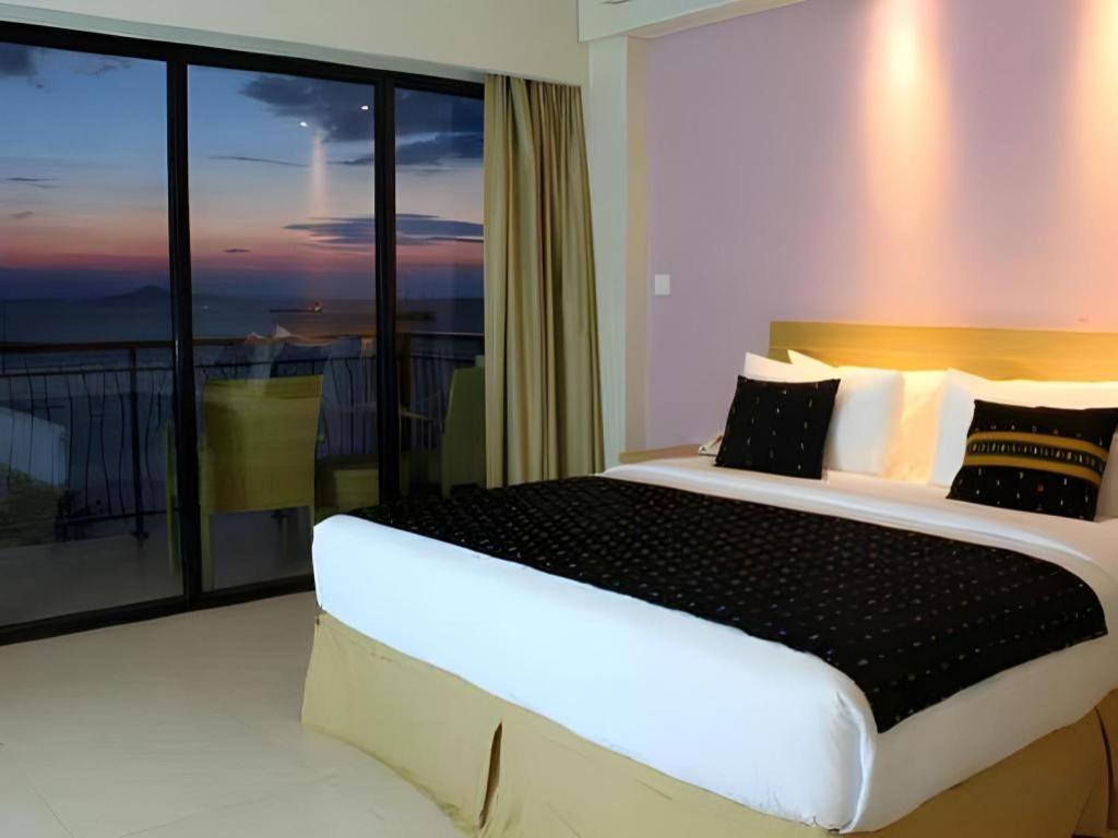 Laprima Hotel Flores Labuan Bajo Esterno foto